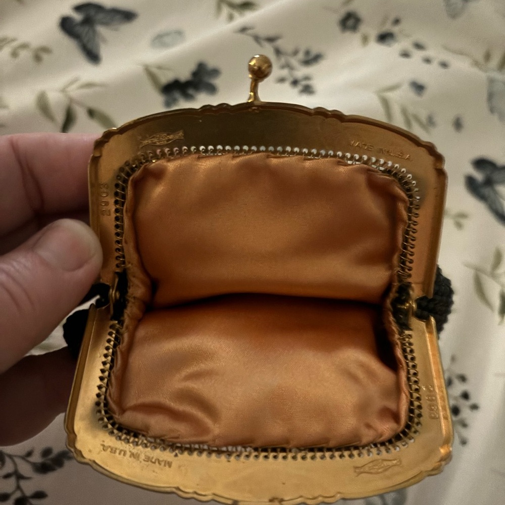 Vintage Whiting & Davis black mesh coin purse #2963